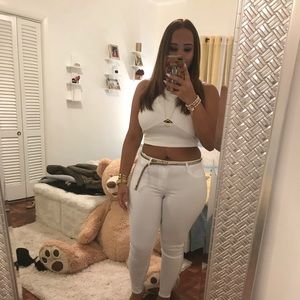 Meet your Posher, Danisa